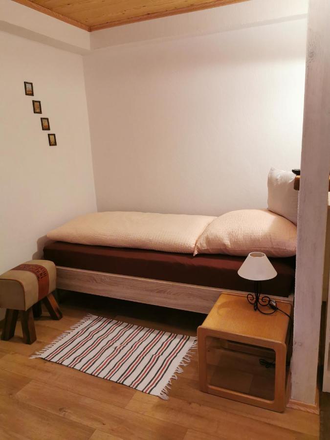 Gaestezimmer Reitinger Siegenburg Exterior photo
